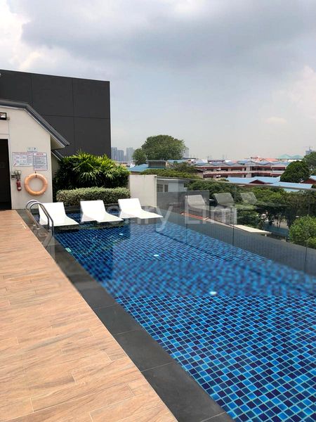 2 Bed Apartment (Condo) for Sale in  Nottinghill Suites - Image 9